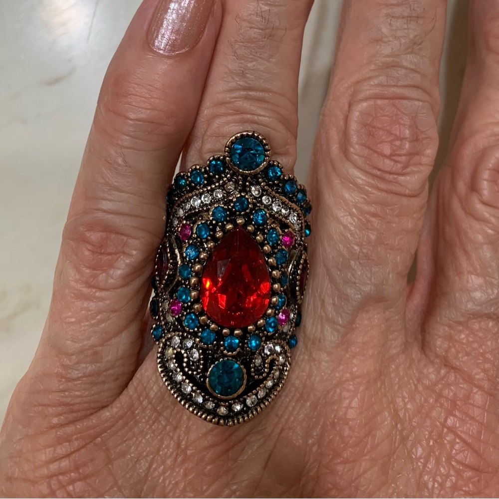 Antique Ring, Size 7. Beautiful multi colored CZ stones. Holiday!Special…
